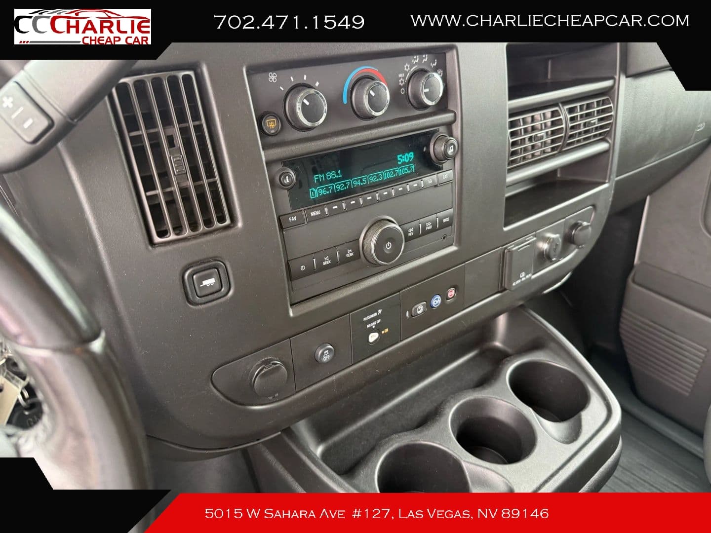 2015 Ford F550 Super Duty Regular Cab & Chassis — photo 12