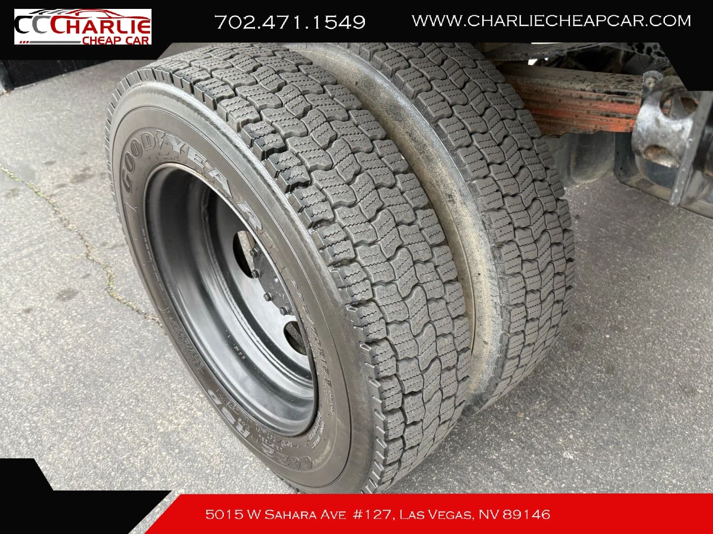 2015 Ford F550 Super Duty Regular Cab & Chassis — photo 16