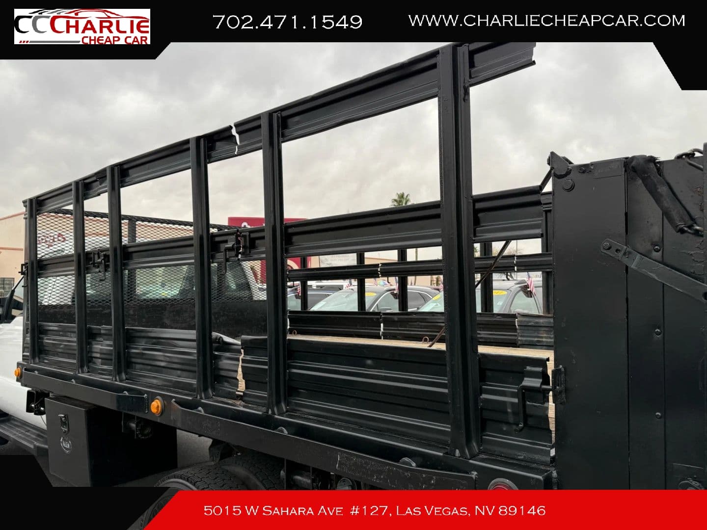 2015 Ford F550 Super Duty Regular Cab & Chassis — photo 20