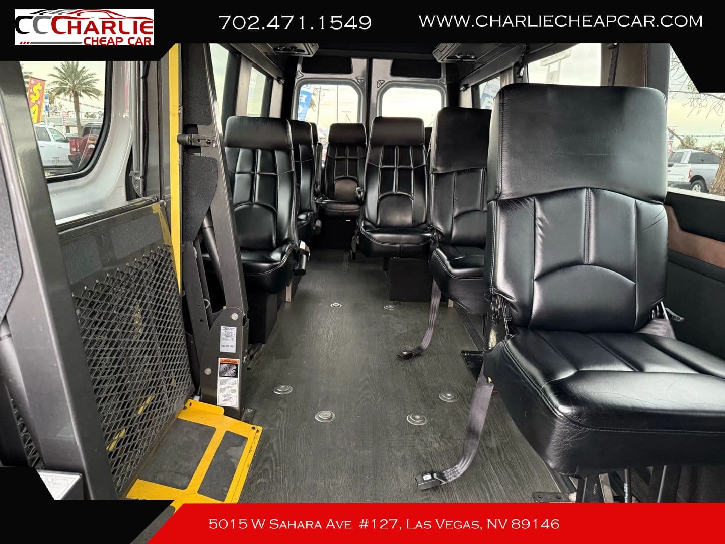 2017 Mercedes-Benz Sprinter 3500 XD Cab & Chassis — photo 12