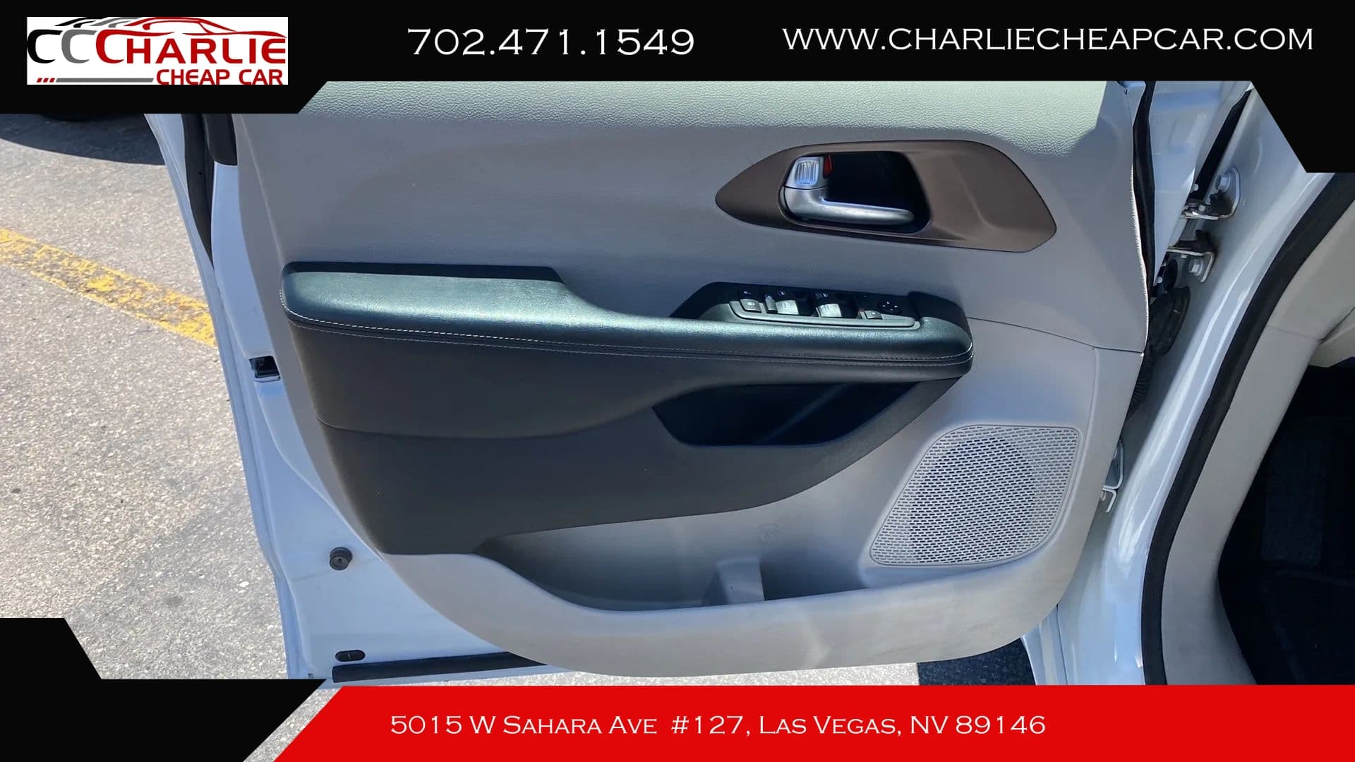 2021 Chrysler Voyager — photo 10