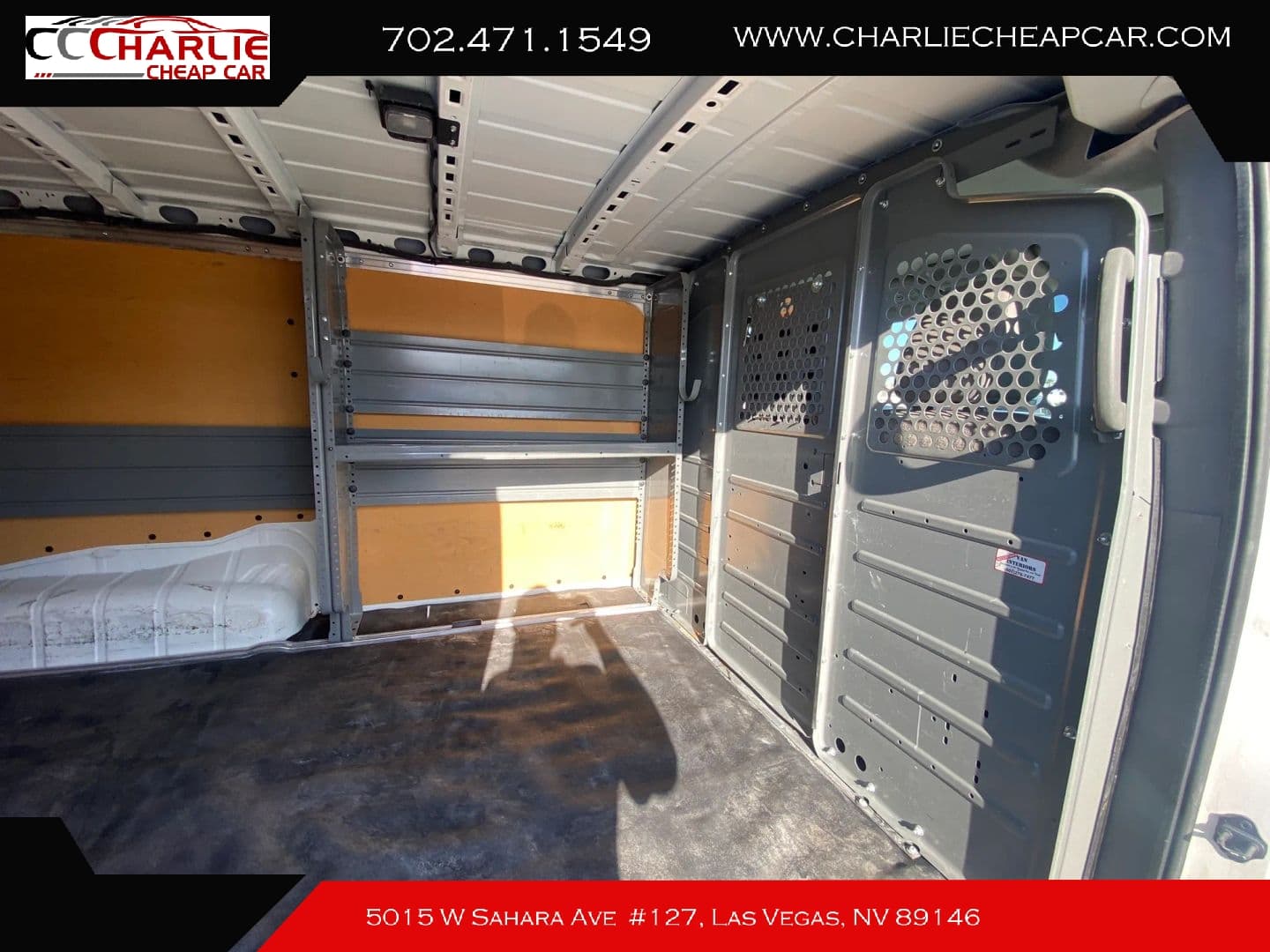 2017 Nissan NV2500 HD Cargo — photo 12