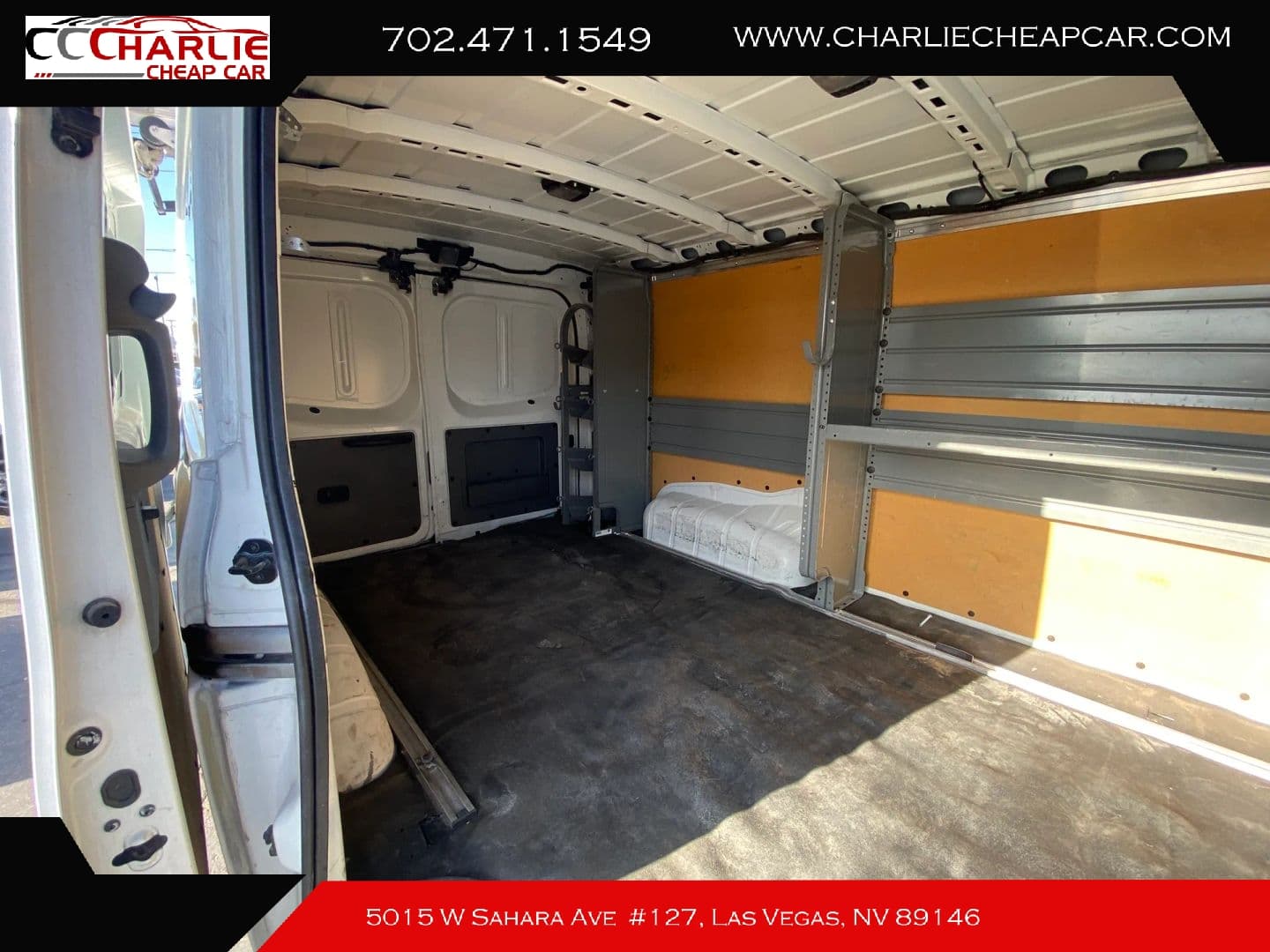 2017 Nissan NV2500 HD Cargo — photo 11