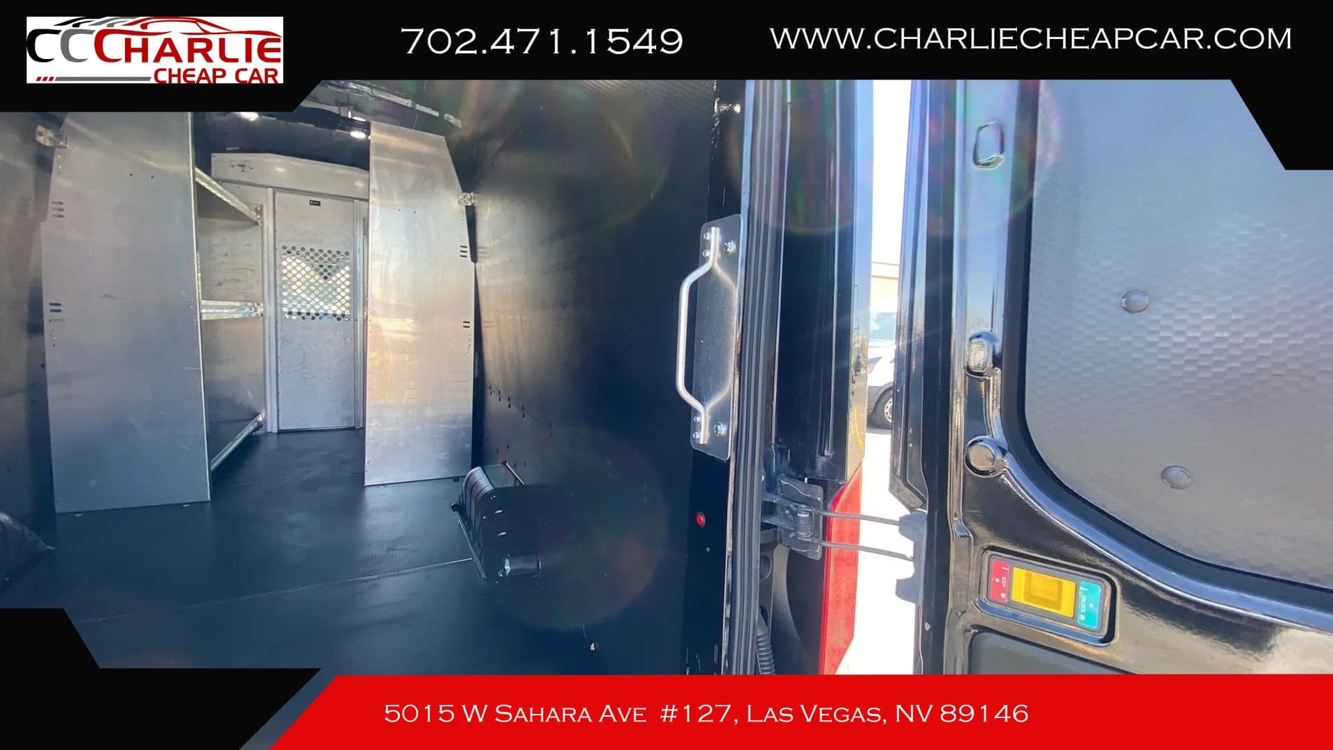 2020 Ford Transit 250 Cargo Van — photo 29