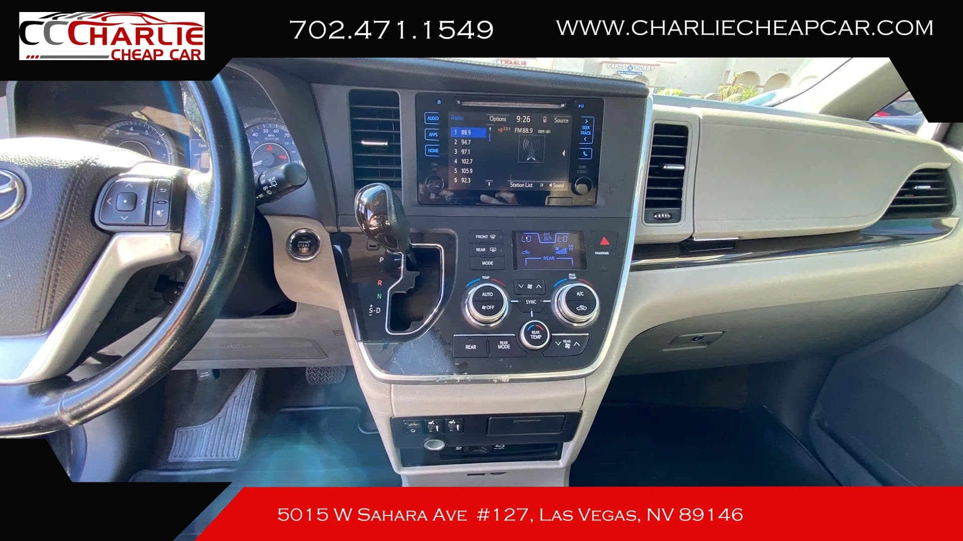 2015 Toyota Sienna — photo 16