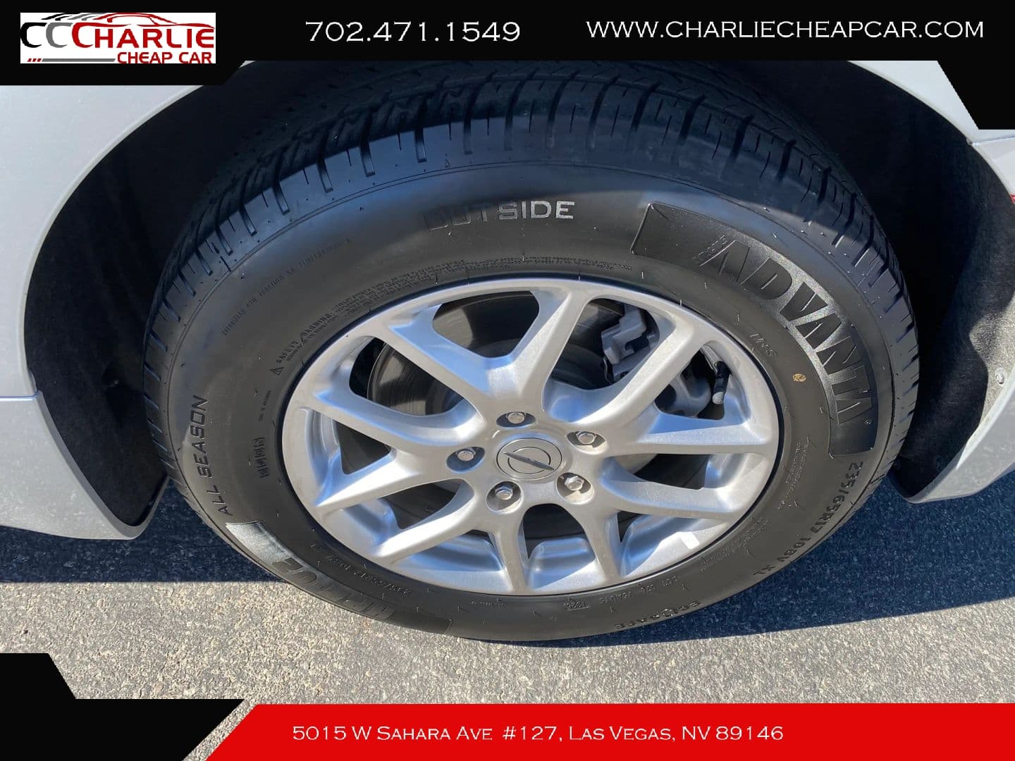 2024 Chrysler Pacifica Touring L — photo 31